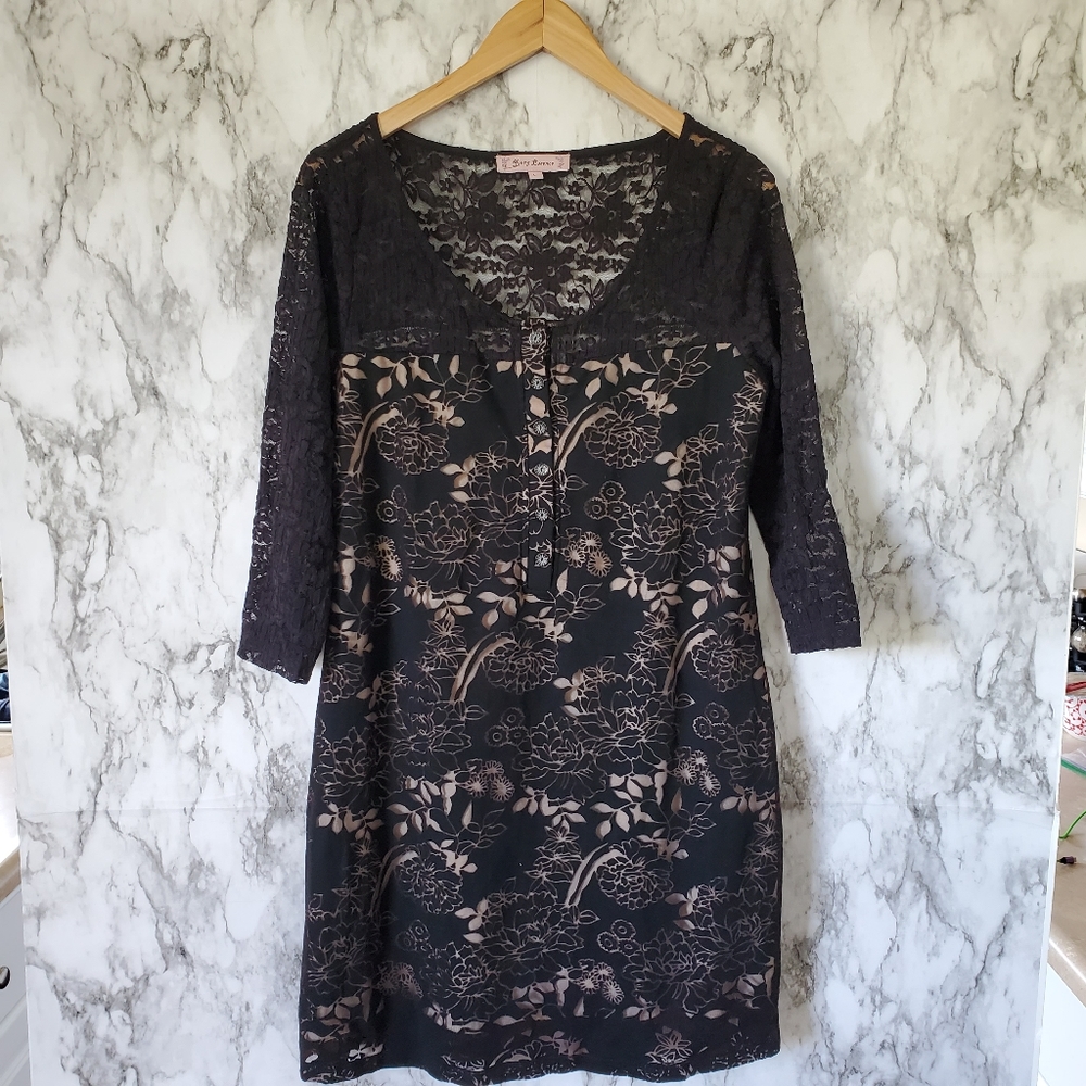 Young Essence dress size large
